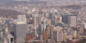 10월 연말정산 대비 개인형 IRP 추가 납입 전략을 고민하는 30대 직장인