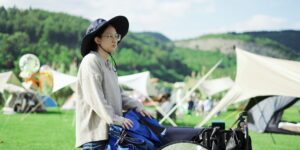 깔끔하게 정리된 캠핑용품 트렁크 수납함